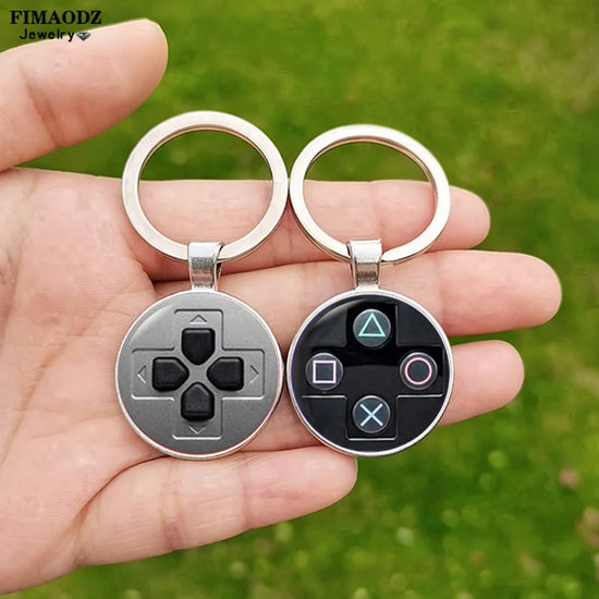 Portachiavi con ciondolo a forma di controller di gioco, stile hip hop fatto a mano.