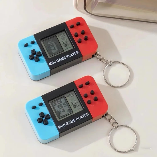 Portachiavi mini console di gioco portatile retrò blu con campanellini, ciondolo carino per zaino, portachiavi per videogiochi